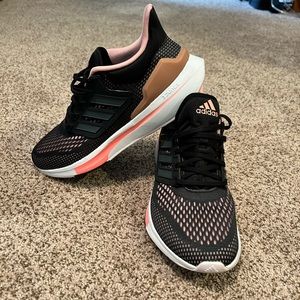 Adidas ultrabounce womens shoes